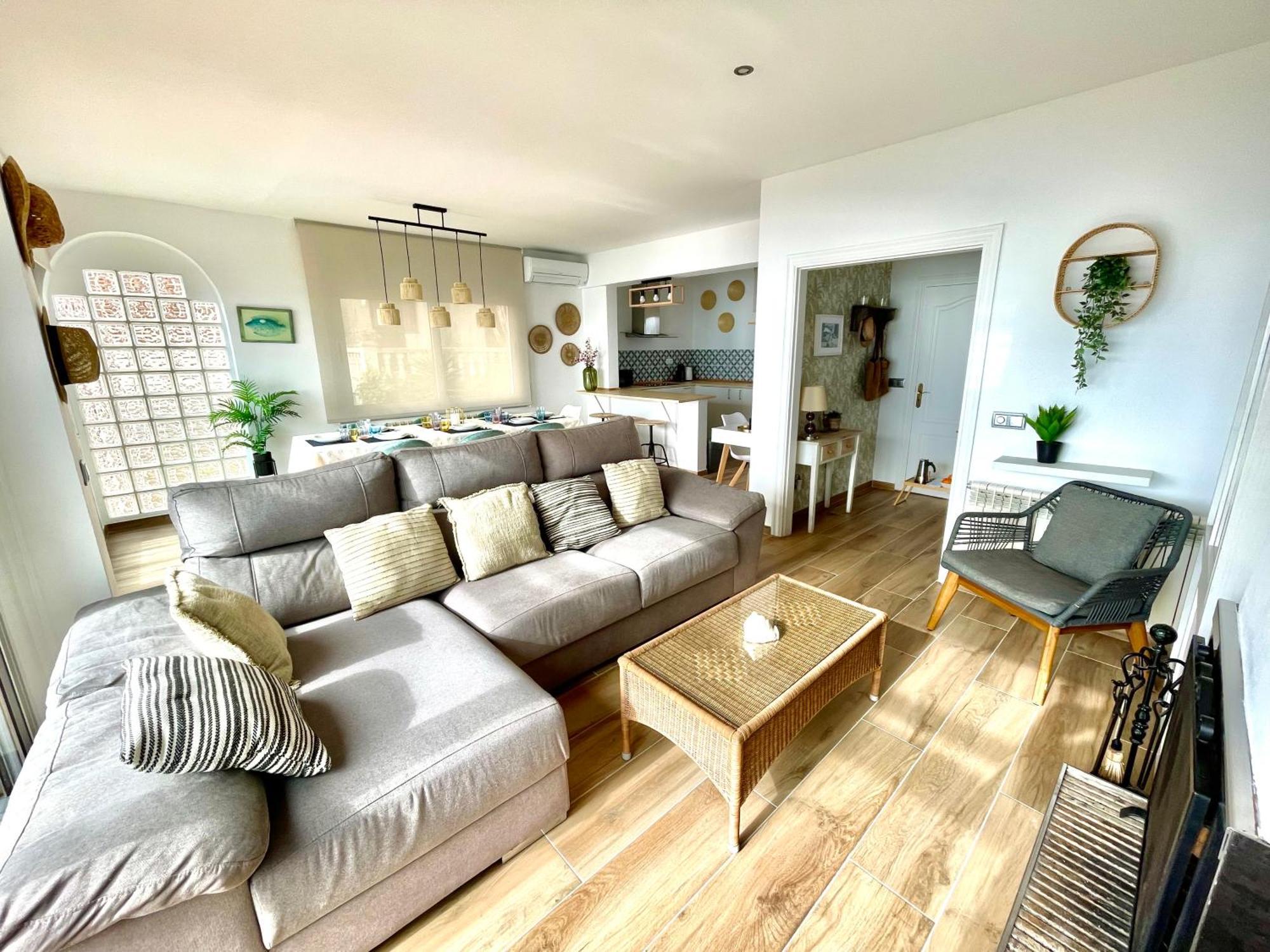 Seahomes Vacations, La Casa Blue Mediterranean Lifestyle Blanes Buitenkant foto