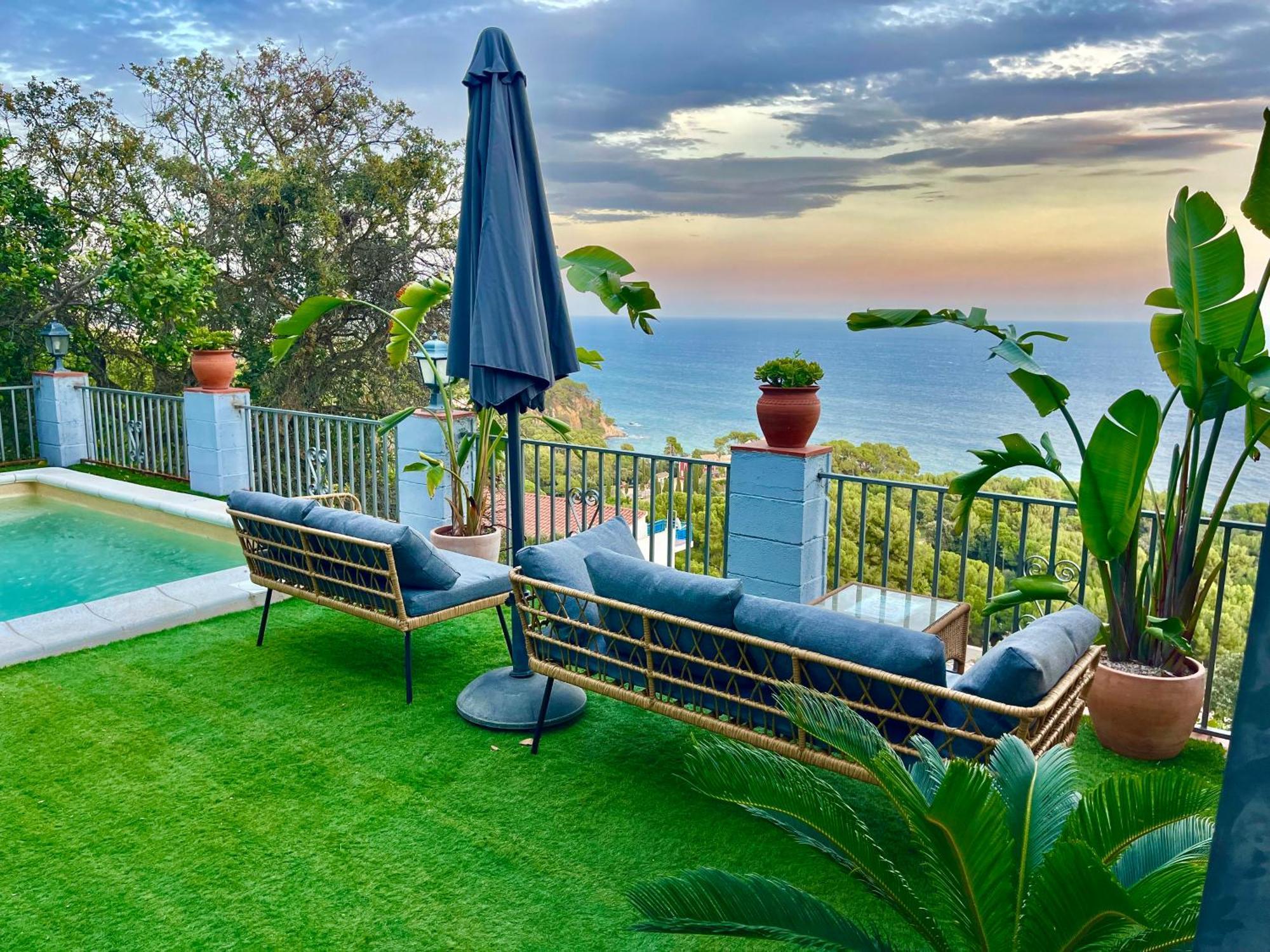 Seahomes Vacations, La Casa Blue Mediterranean Lifestyle Blanes Buitenkant foto