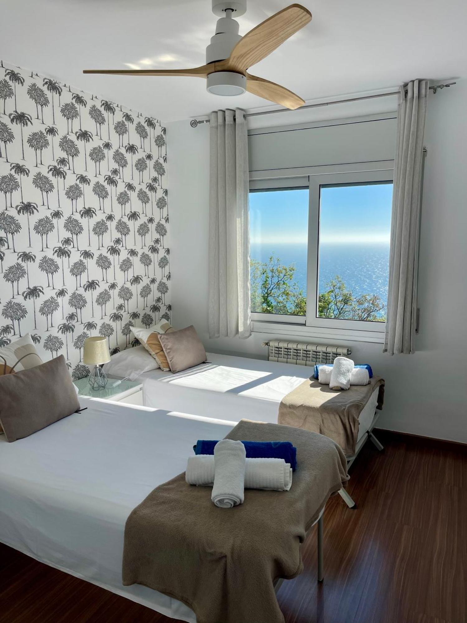 Seahomes Vacations, La Casa Blue Mediterranean Lifestyle Blanes Buitenkant foto